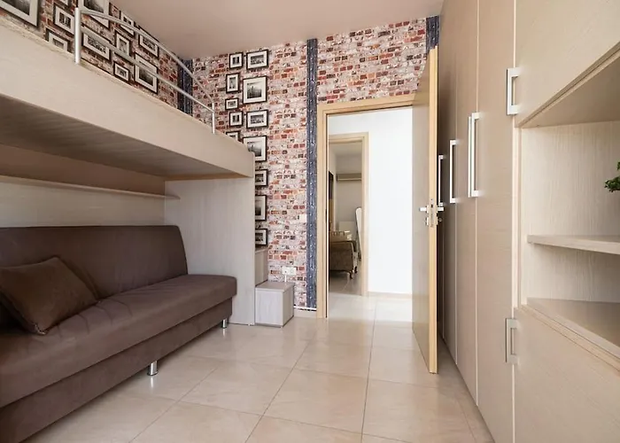 فيلة Serenity إياليسوس